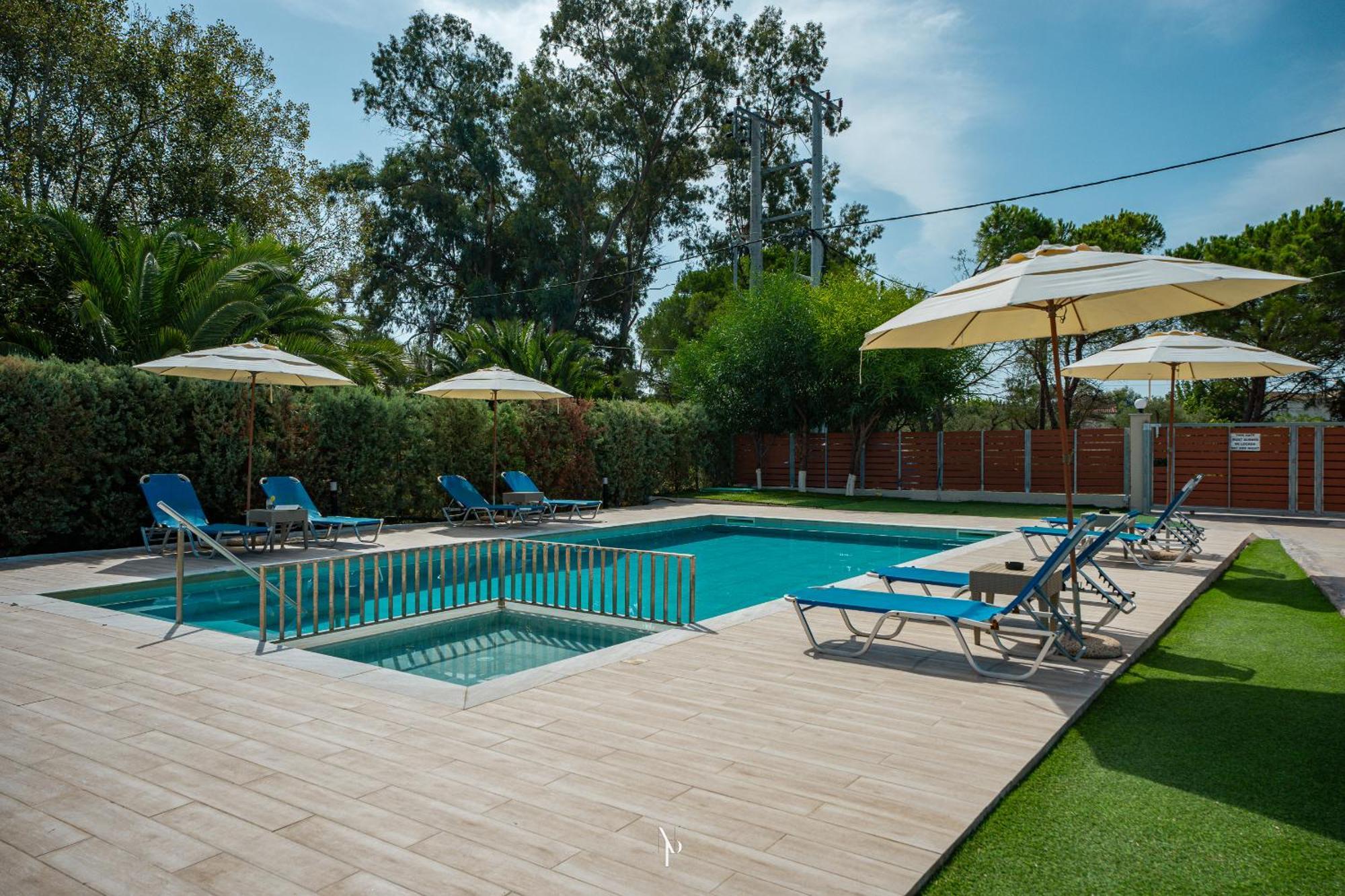 Nancy'S Budget Villa With Pool & Jacuzzi By "Elite" 拉加纳斯 外观 照片