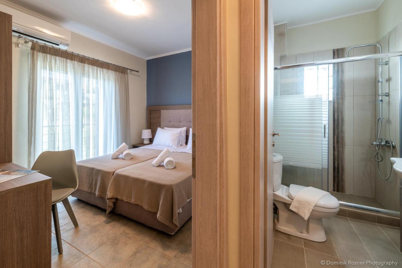 Nancy'S Budget Villa With Pool & Jacuzzi By "Elite" 拉加纳斯 外观 照片
